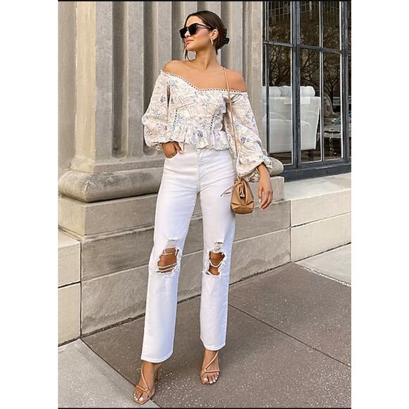 Express High Waisted Ripped Modern Straight Jeans - New Size 10 - Picture 1 of 4